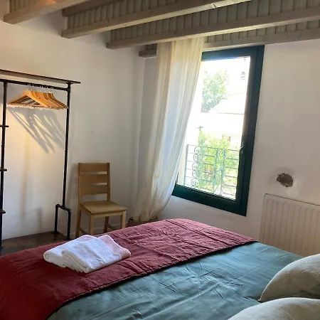 La Pomerolaise, Renove Dans Maison Typique Vigneronne Apartman