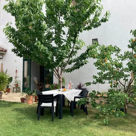 La Pomerolaise, Renove Dans Maison Typique Vigneronne *