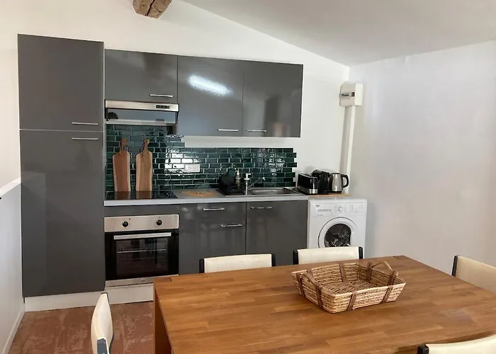 La Pomerolaise, Renove Dans Maison Typique Vigneronne Apartman