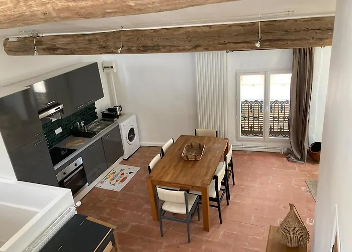 Apartman La Pomerolaise, Renove Dans Maison Typique Vigneronne *