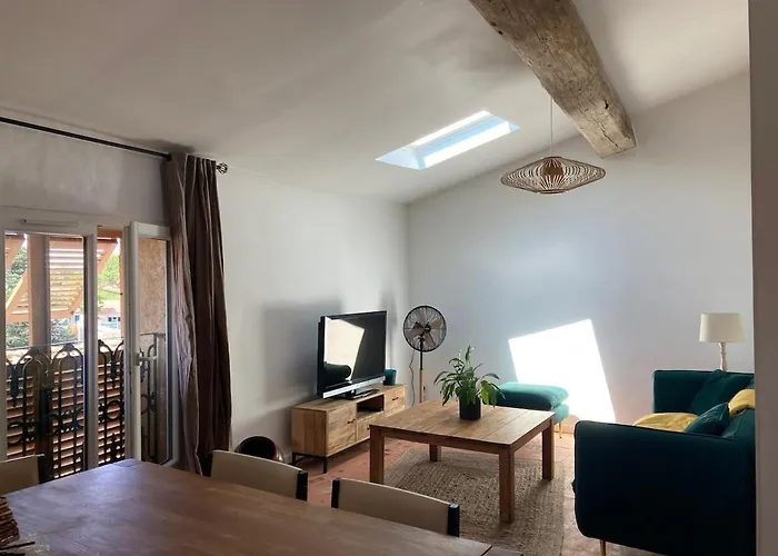La Pomerolaise, Renove Dans Maison Typique Vigneronne Apartman *