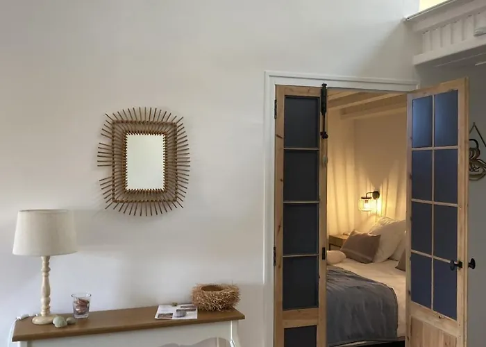 Apartman La Pomerolaise, Renove Dans Maison Typique Vigneronne
