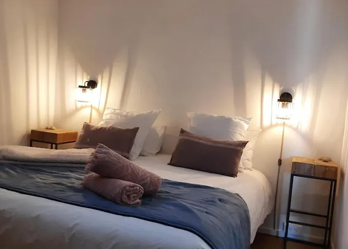 La Pomerolaise, Renove Dans Maison Typique Vigneronne *