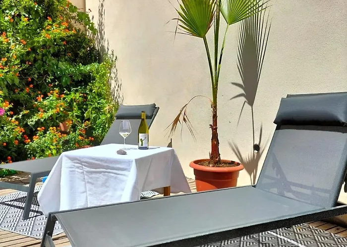 Apartman La Pomerolaise, Renove Dans Maison Typique Vigneronne